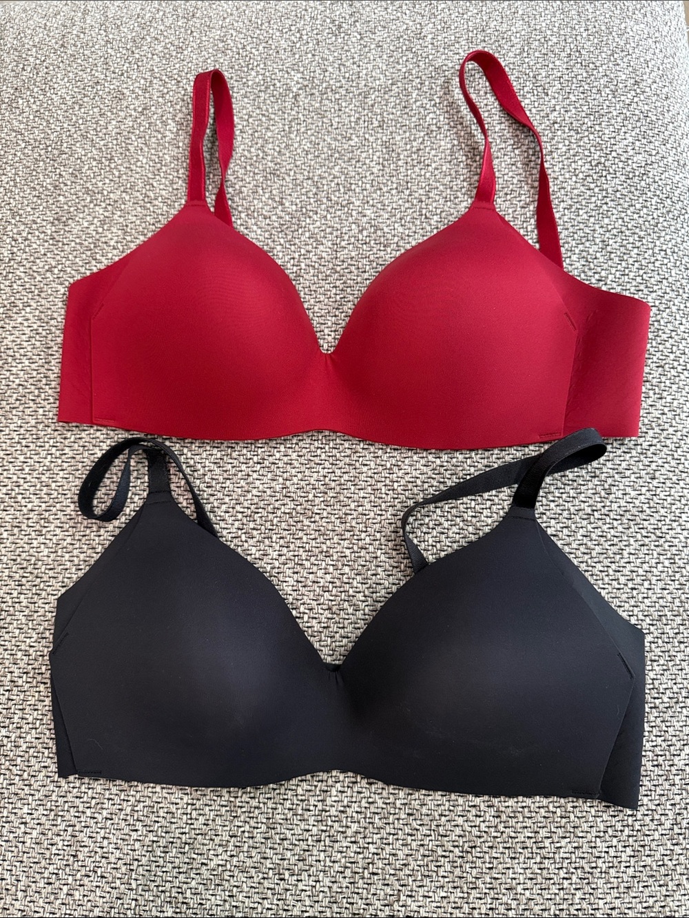 Knix Wingwoman Contour Seamless T-Shirt Bra - Red & Black (2)